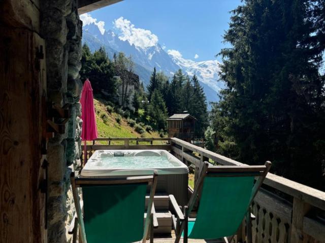 Hotel Les Chalets De Philippe Avec Jacuzzis Privatifs Chamonix Exterior photo