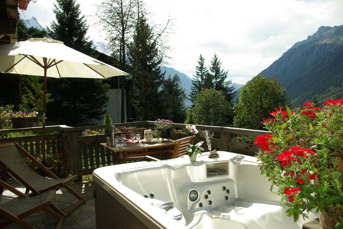 Hotel Les Chalets De Philippe Avec Jacuzzis Privatifs Chamonix Exterior photo