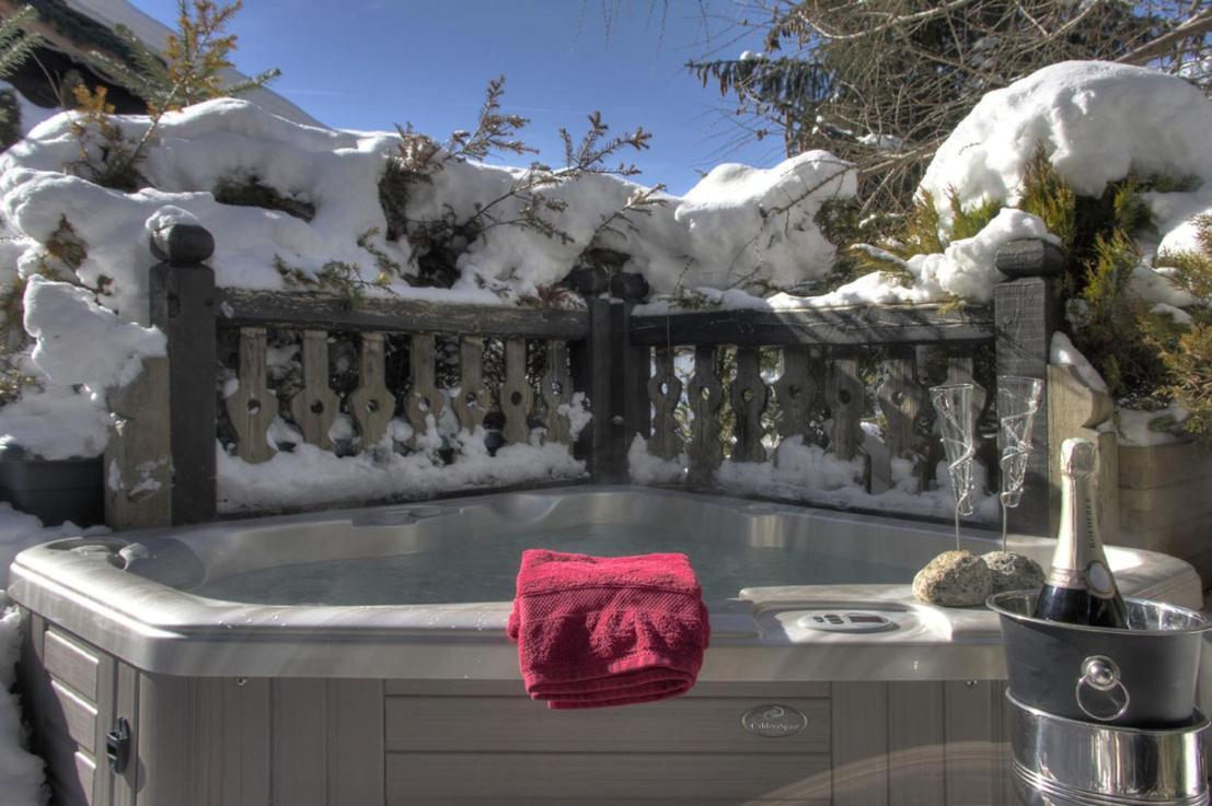 Hotel Les Chalets De Philippe Avec Jacuzzis Privatifs Chamonix Exterior photo